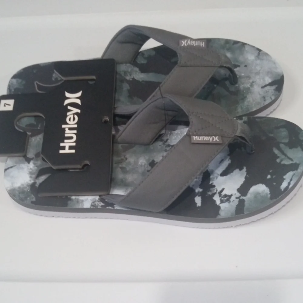 HURLEY MEN'S FLIP FLOPS - Gray and Black Camo - Thong Toe Sandals - SIZE 7 NWT